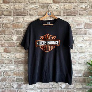 Men's Black and Orange T-shirt
